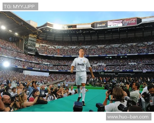 崇拜中国足球明星的魅力与影响力探索与球迷心中的偶像地位 崇拜中国足球明星的魅力与影响力探索与球迷心中的偶像地位